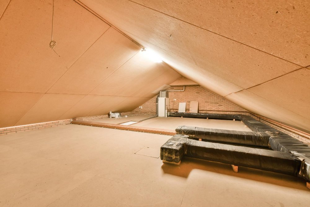 Crawl Space Encapsulation vs Vapor Barrier: Which Is Better for NC Homes? | Carolina Encapsulation Company
